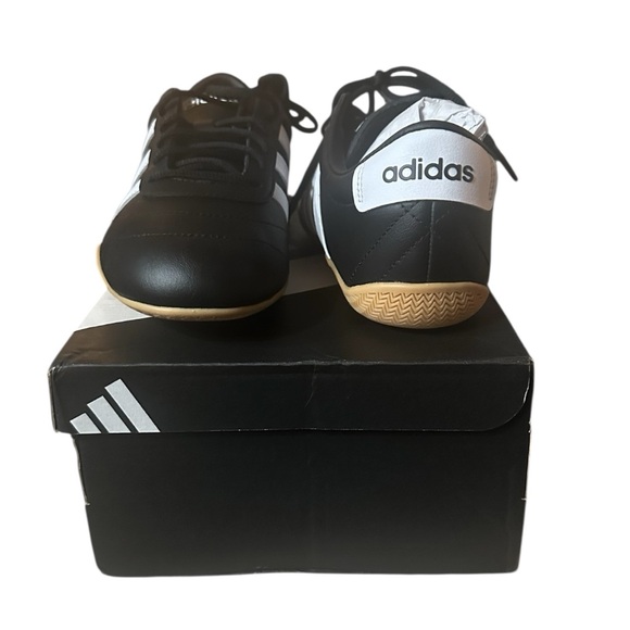 Adidas Grand Court Lo Black and White Sneakers NWT Size 8 - Picture 5 of 7